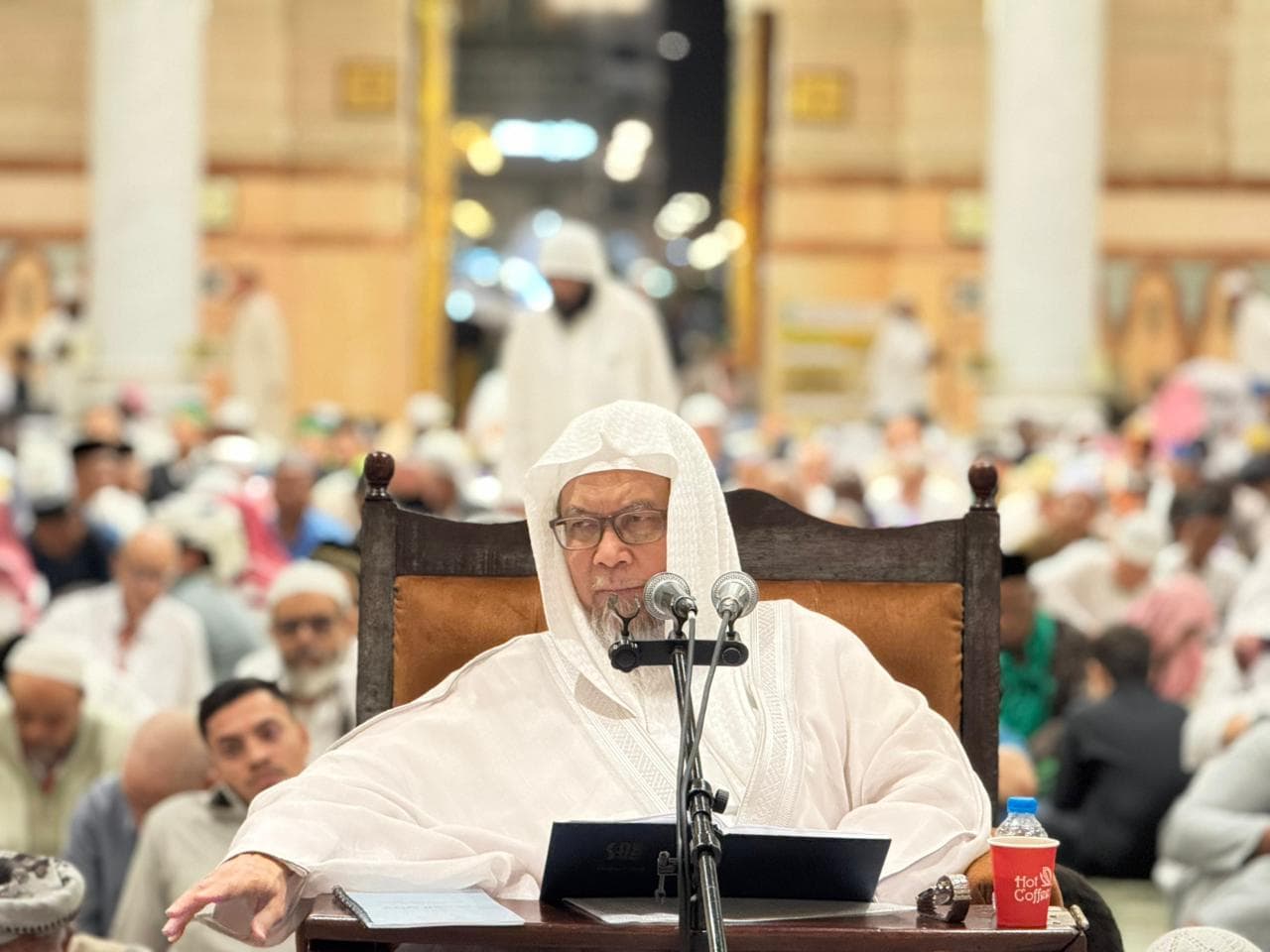 أنيس بن أحمد طاهر